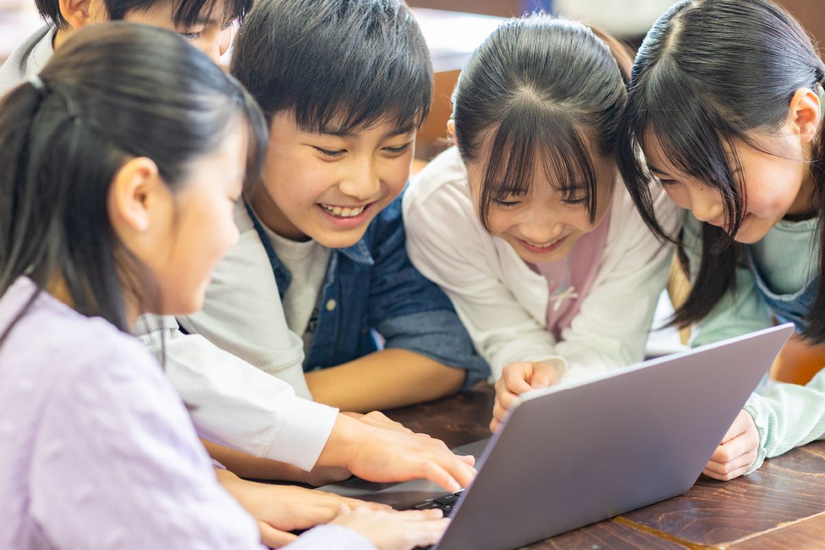 ミライ起業ラボ学習風景01